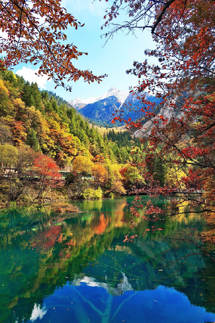 Five-Flower Lake